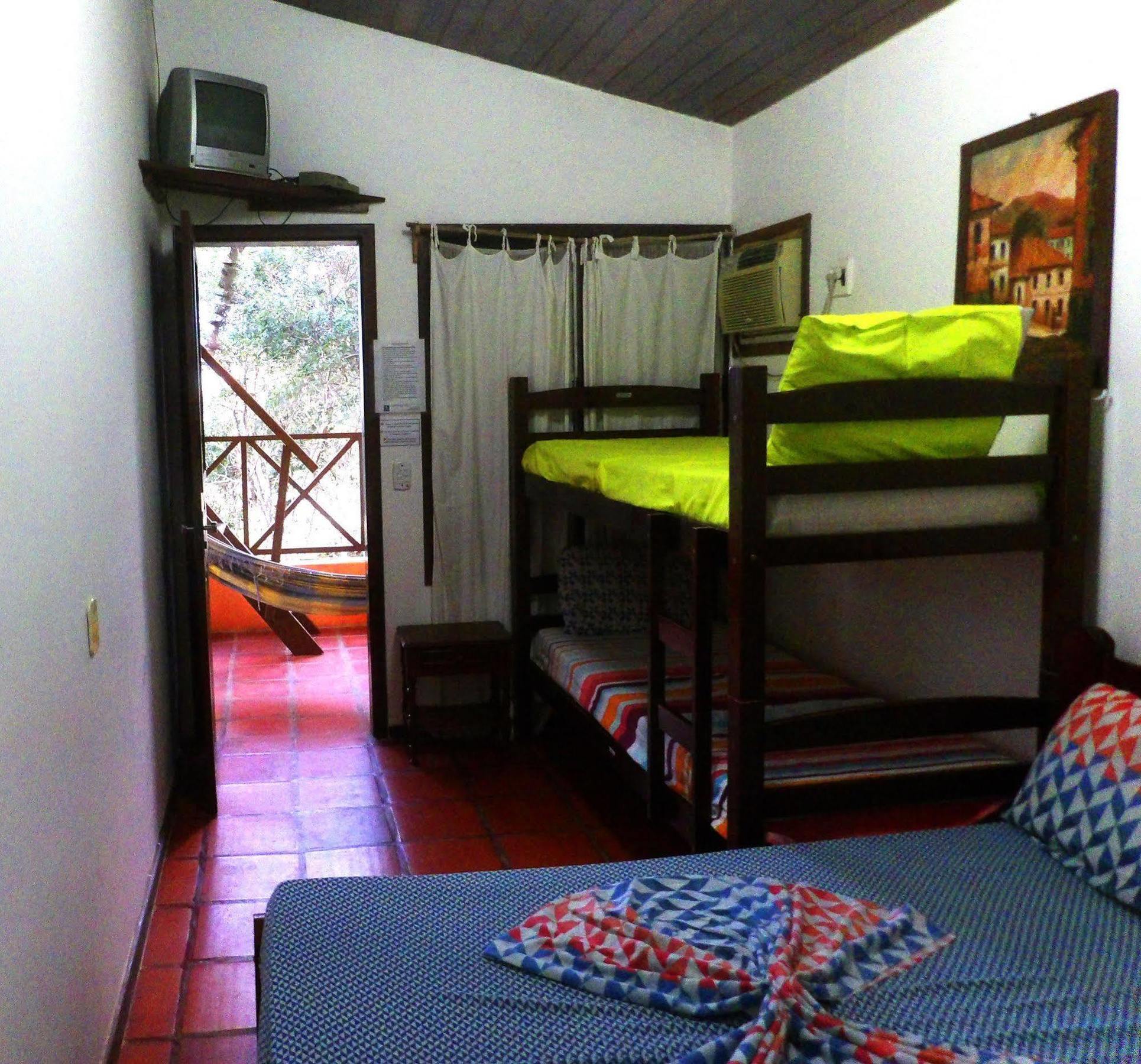 Media Veronica Hostel Suites Pipa Arez Esterno foto