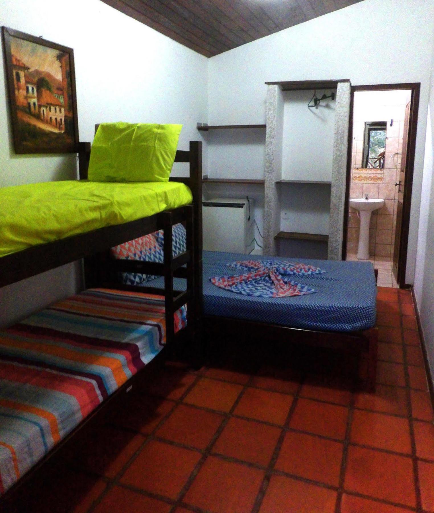 Media Veronica Hostel Suites Pipa Arez Esterno foto